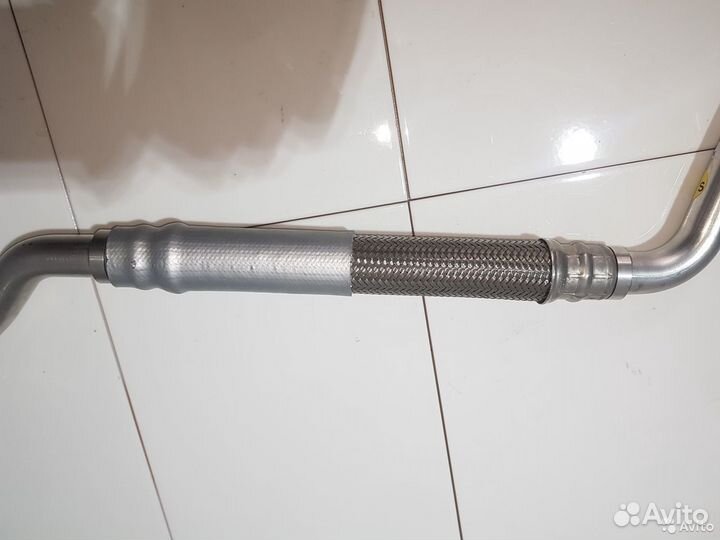 Шланг подачи масла Audi R8 2006-2012 Новый