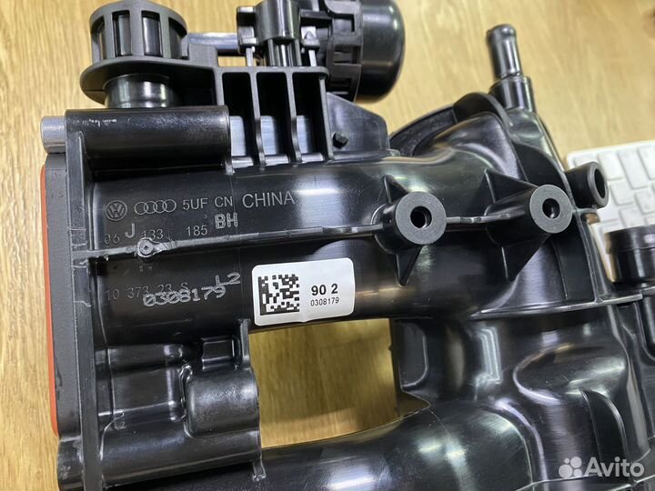 Оригинальный впускной коллектор VAG 1,8-2,0