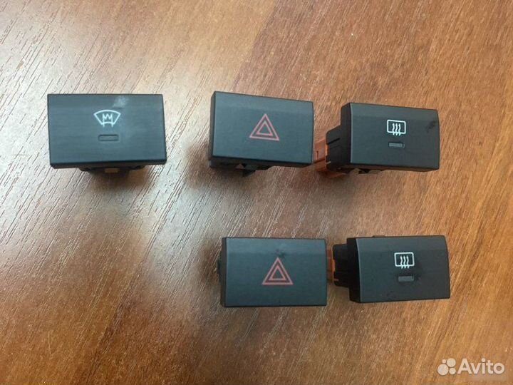 Кнопка Volkswagen Polo