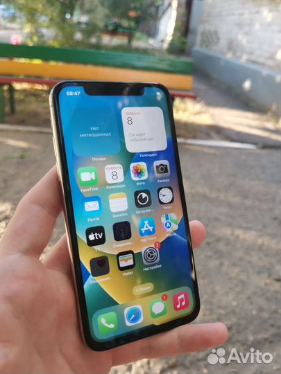 iPhone X, 64 ГБ