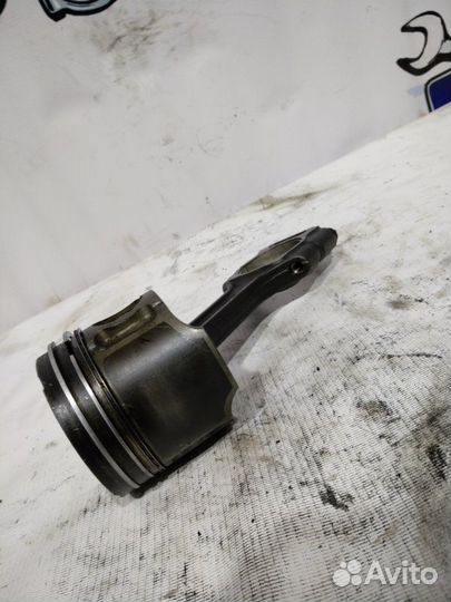 Поршень с шатуном Ssangyong Kyron 1 D20DT 2007