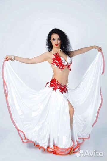 Сценические костюмы