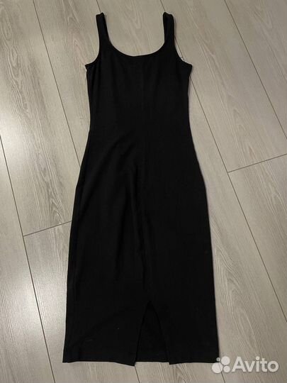 Платье на брительках