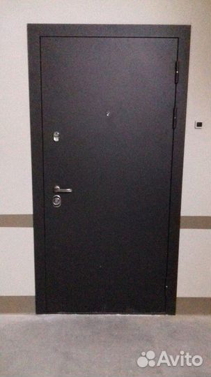 Дверь входная 2100 х 1000