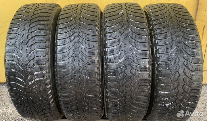 Bridgestone Blizzak Spike-01 225/65 R17