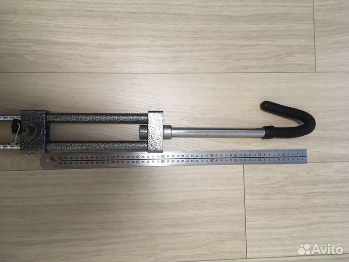 Противоугонный замок на руль