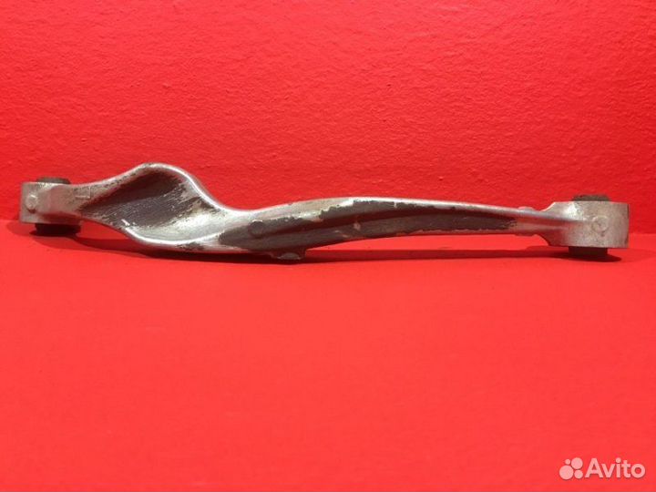 Рычаг подвески верхний задний левый Nissan Qashqai