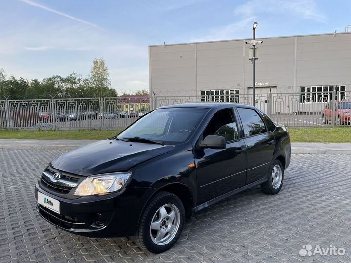 LADA Granta 1.6 МТ, 2012, 138 000 км