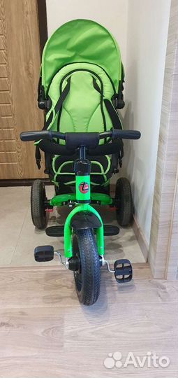 Трехколесный детский велосипед с ручкой бу