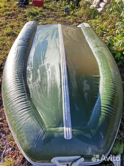 Мотор с лодкой