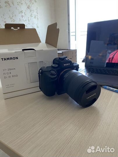 Tamron 17-28 mm f/2.8 Di lll RXD