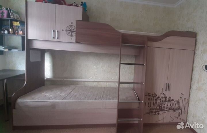 Двухъярусная кровать бу
