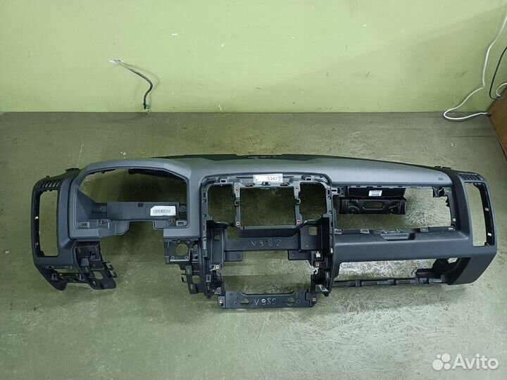 Панель передняя салона (торпедо)