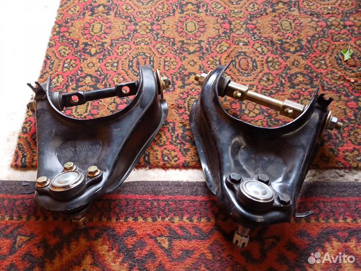 Запчасть на hover h3,h5