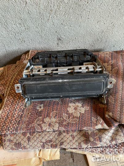 Ручка багажника Mercedes W140