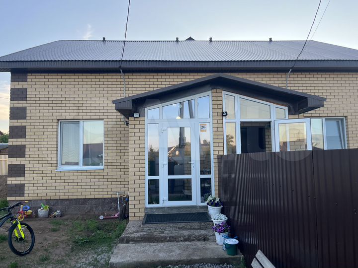 Дом 93,7 м² на участке 5 сот.