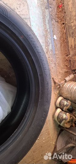 Goodyear EfficientGrip SUV 235/50 R19 99V