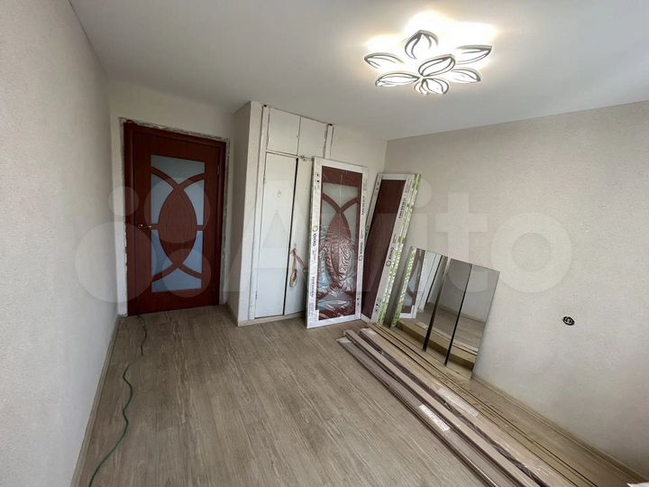 4-к. квартира, 80 м², 4/5 эт.