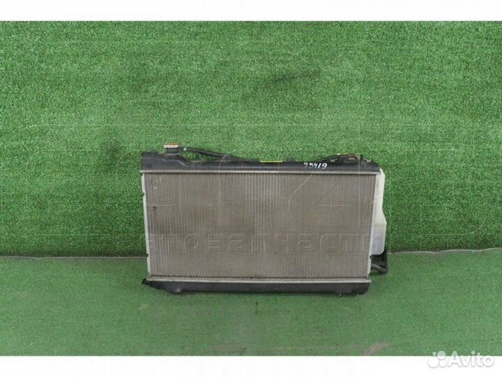 Радиатор охлаждения двигателя Subaru Forester SF9