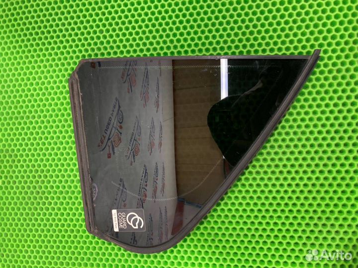 Боковое стекло заднее левое Honda Accord 7 K24
