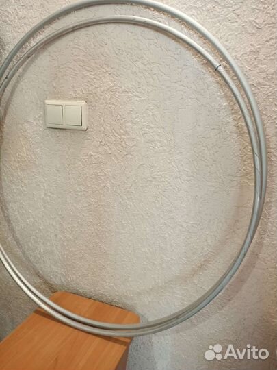 Обруч гимнастический