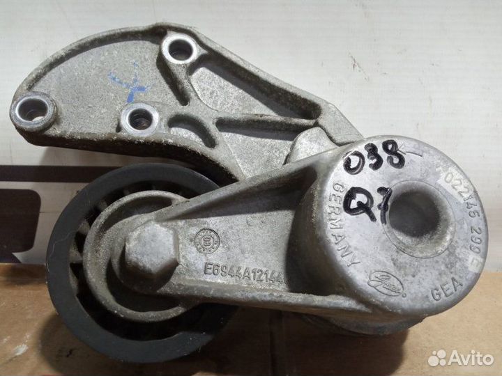 Натяжитель приводного ремня Audi Q7 4L BHK