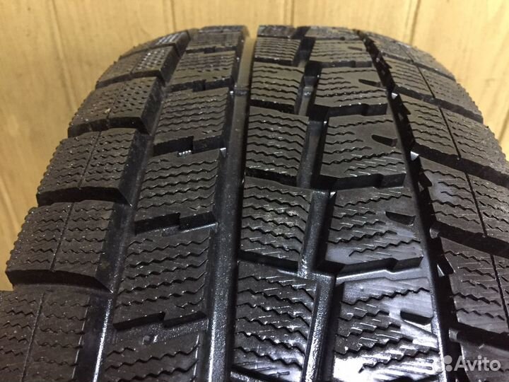 Dunlop SP Winter Maxx WM01 215/65 R16