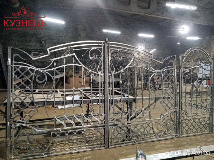 Откатные кованые ворота