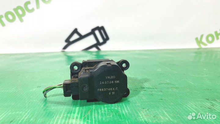 Сервопривод заслонок печки Renault Megane 2