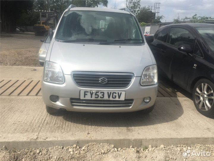 Разбор на запчасти Suzuki Wagon R Plus 2000-2006