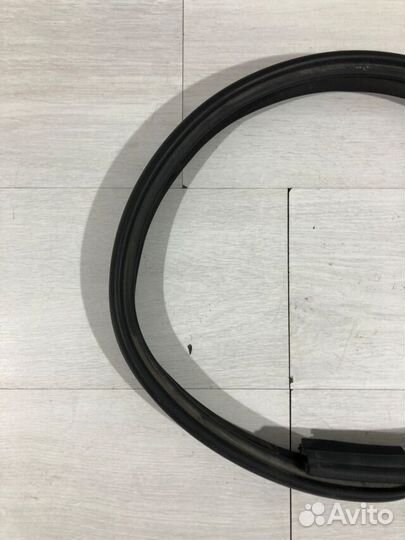 Уплотнитель жабо LADA xray 1.6 мт