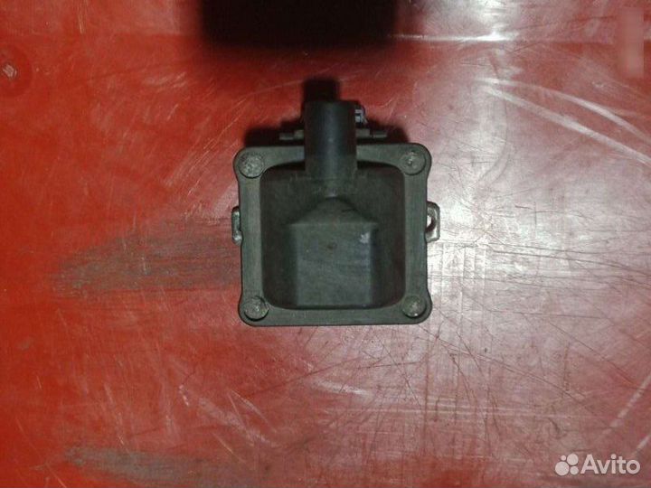 Катушка зажигания Volkswagen Vento седан 2.0I 2E