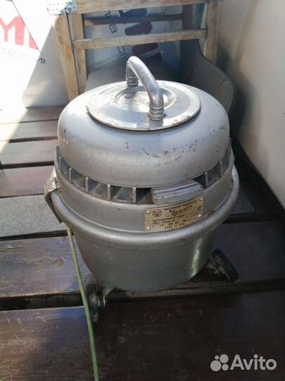 Пылесос СССР