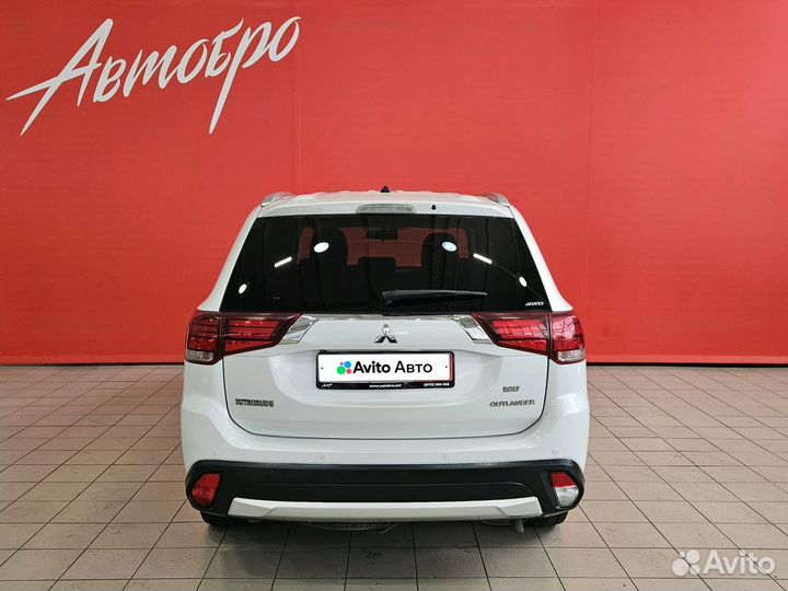 Mitsubishi Outlander 2.0 CVT, 2016, 177 388 км