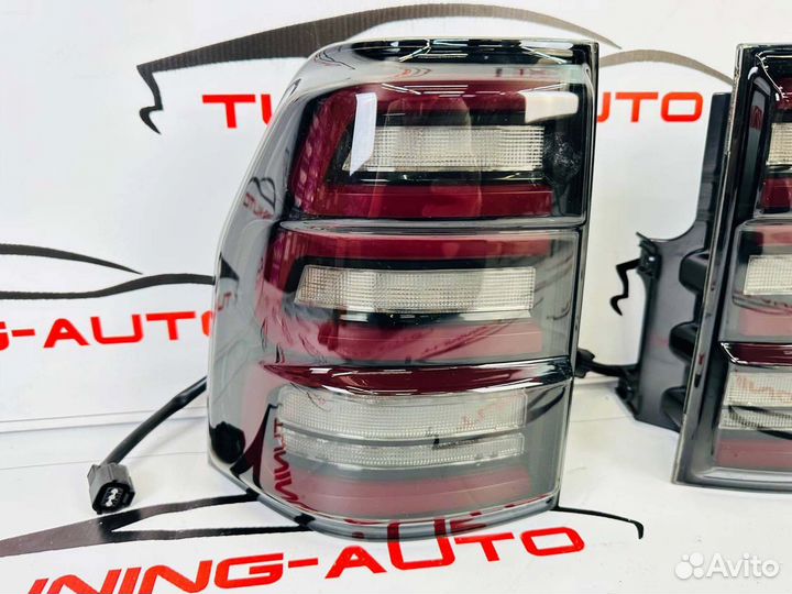 Стоп-сигналы Mitsubishi Pajero тюнинг LED J0820