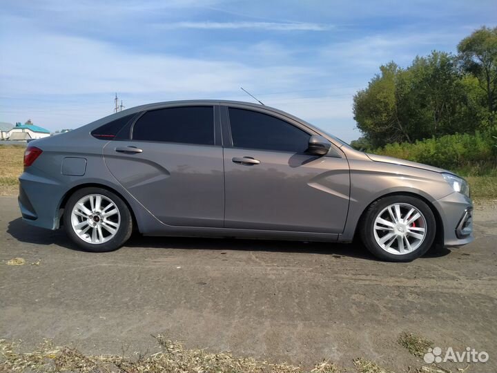 LADA Vesta 1.6 МТ, 2018, 110 000 км