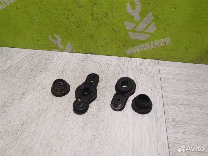 Кронштейн радиатора Киа Сепия Шума 96-01