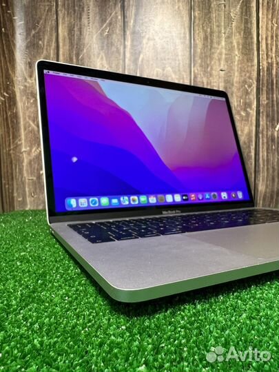 MacBook Pro 13 2016 8/256