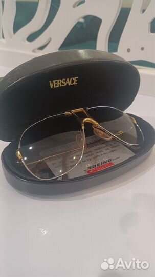 Солнцезащитные очки Boeing Carrera 5700