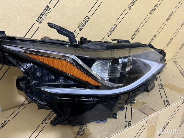 Фара правая Lexus Es 7