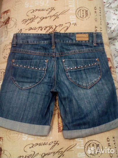 Шорты фирменные