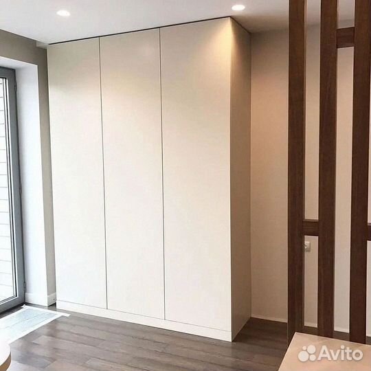 Шкаф распашной под заказ