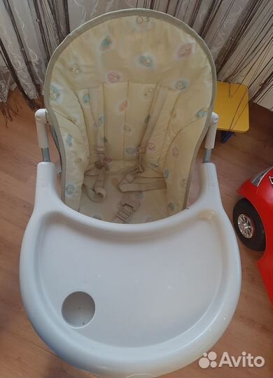 Стульчик для кормления