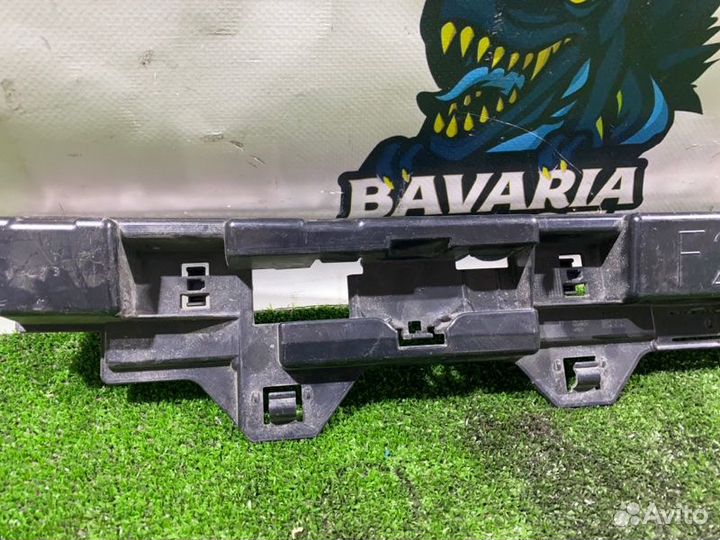 Кронштейн накладки порога Bmw 1 F20 N13B16A 2011