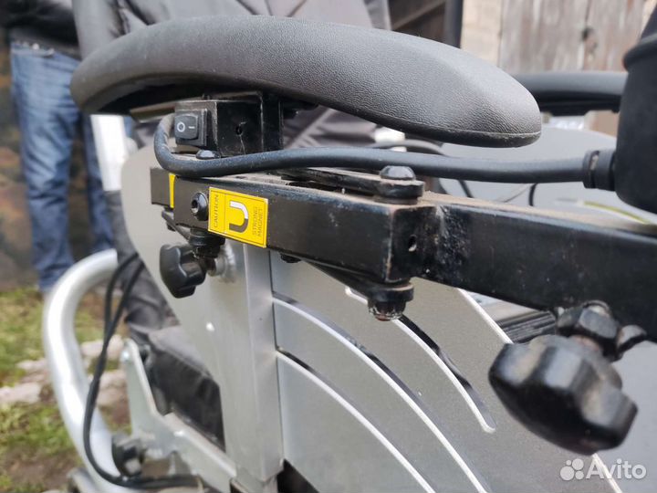 Инвалидная коляска с электроприводом электрическая