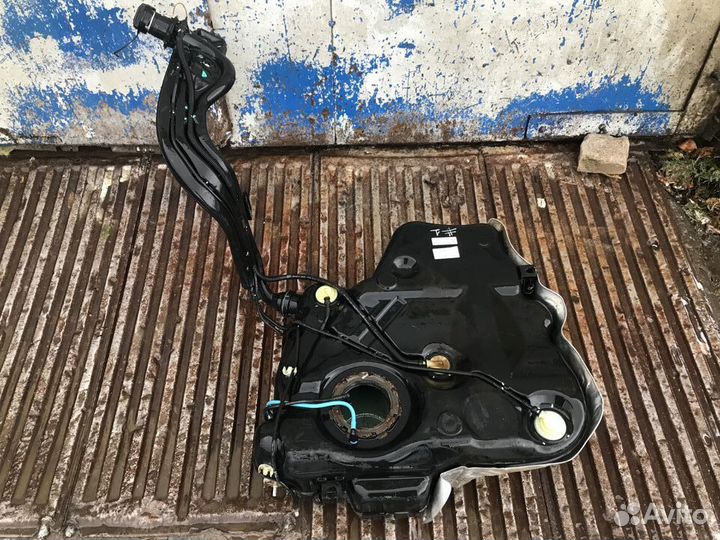 Бак топливный Skoda Octavia A5