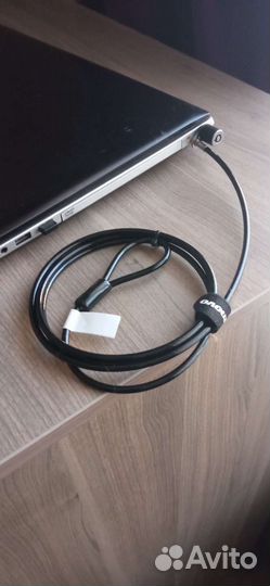 Трос с замком для ноутбука Lenovo