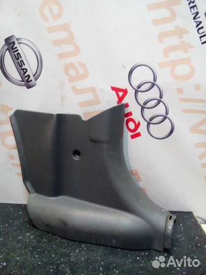 Накладка порога внутренняя передняя Hyundai Accent