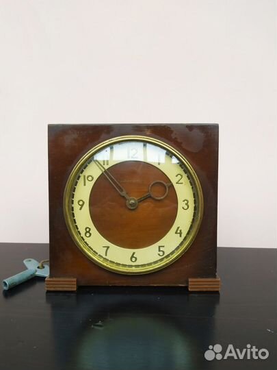 Часы настольные СССР Весна