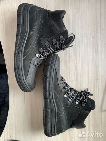 Ботинки осенние